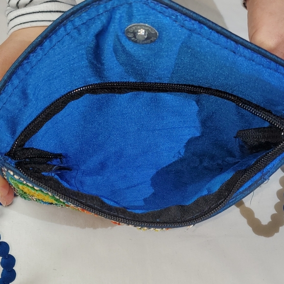 Decorative colorful embroidered clutch - Picture 6 of 6